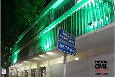Detran-MG ilumina prédio em homenagem aos profissionais de saúde